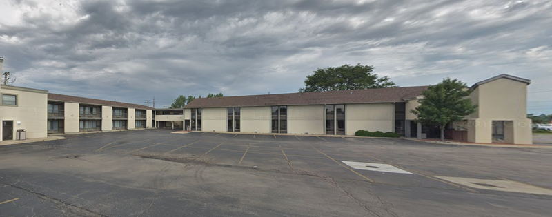 Sterling Motel - Empty Motel Now (newer photo)